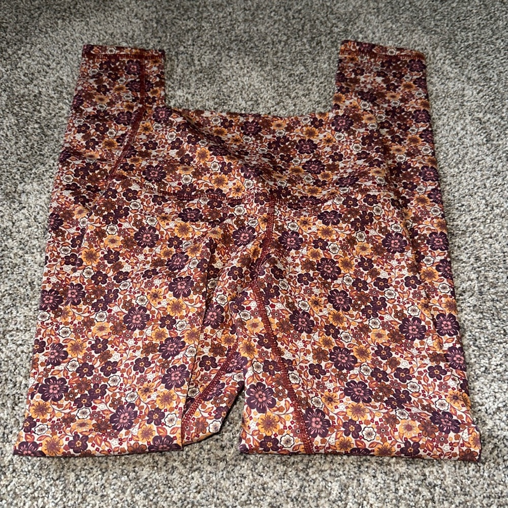 DYI Fall Paisley leggings
